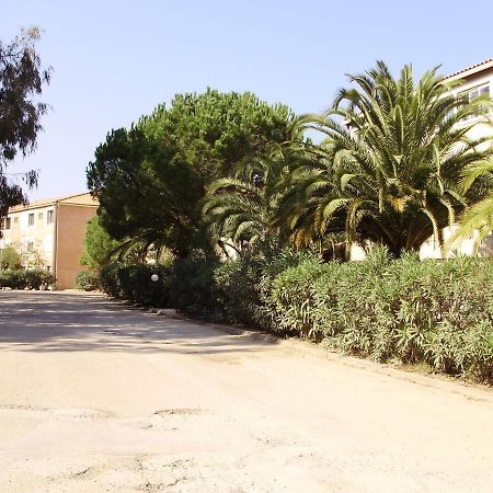 Appartement F1 Calvi A 150 Metres De La Plage Exterior photo