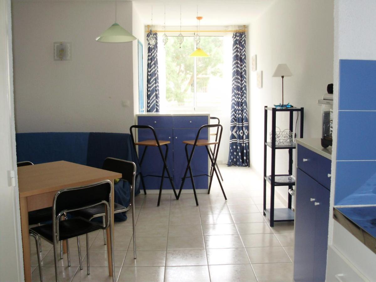 Appartement F1 Calvi A 150 Metres De La Plage Exterior photo